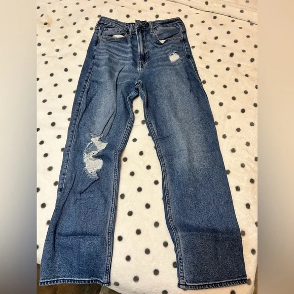 American Eagle ,Denim forum, Hollister shorts - Picture 2 of 6